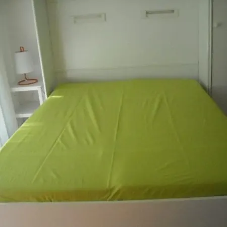 Διαμέρισμα A 200 M De La 4 Couchages, Separee Avec Grande Terrasse Vu Degagee Sur Les Pins La Baule